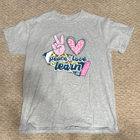 Girlie Girl Tops - Girlie girl original gray t shirt